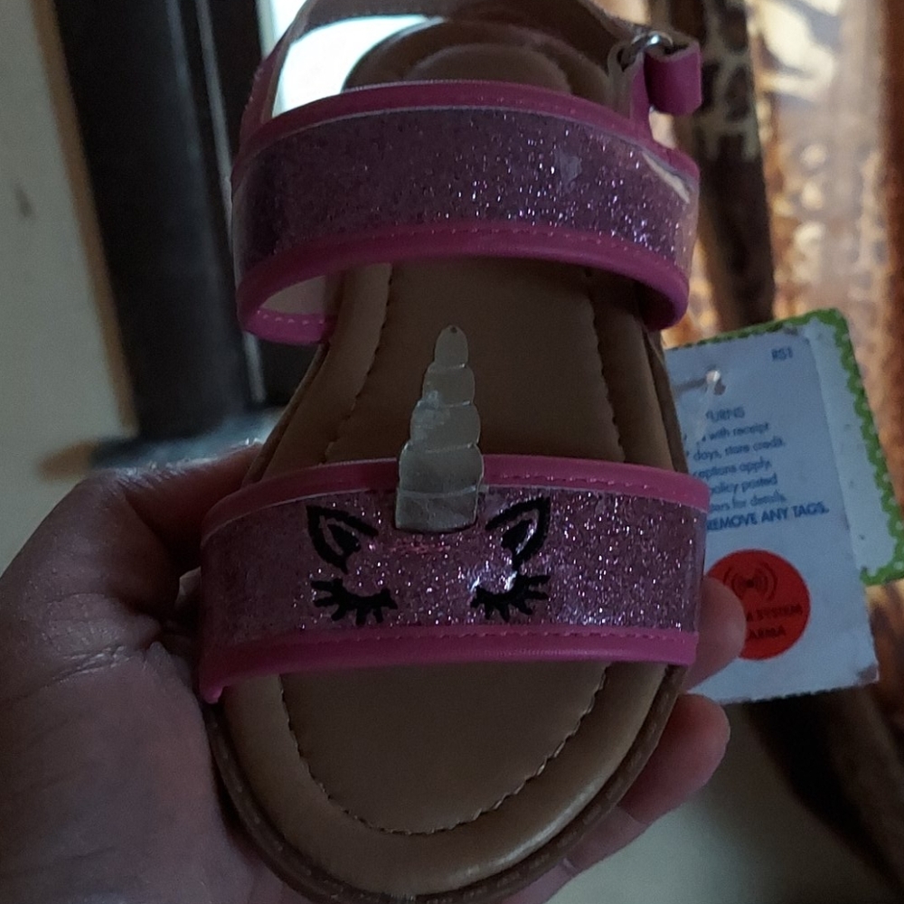 Girls sandals